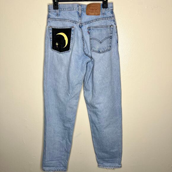 Vtg Levi's 560 Jeans 29x32 Loose Fit Tapered Celestial Hand Painted Artsy Sun - Picture 3 of 13